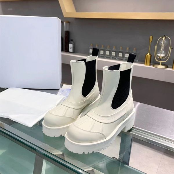 chelsea boots elastic side thick sole ladies famous fashion luxury brand women's shoes new classic, Black
chelsea boots elastic side thick sole ladies famous fashion luxury brand women's shoes new classic, Black