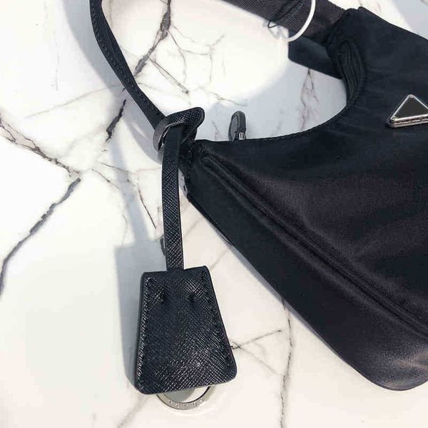 hanghhangbag luxury designer fashion hand handbag handbags backpack wallet purse shoulder crossbody tote bags mini bag underarm nyl
hanghhangbag luxury designer fashion hand handbag handbags backpack wallet purse shoulder crossbody tote bags mini bag underarm nyl