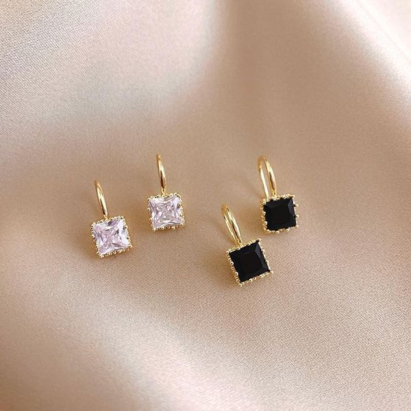 dangle & chandelier 2021 korean fashion black white pendant small earrings for women simple girl unusual shiny fashionable female jewelry, Silver
dangle & chandelier 2021 korean fashion black white pendant small earrings for women simple girl unusual shiny fashionable female jewelry, Silver