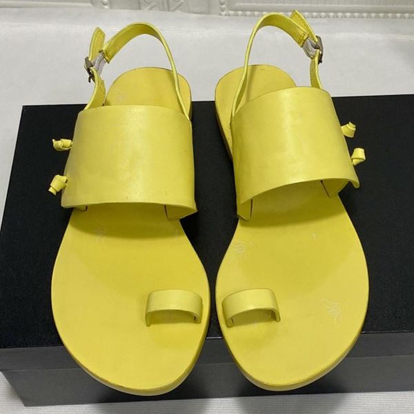 buckle srap woman shoes solid flip flops sandals rome beach ladies square heels fashion casual women 2021, Black
buckle srap woman shoes solid flip flops sandals rome beach ladies square heels fashion casual women 2021, Black