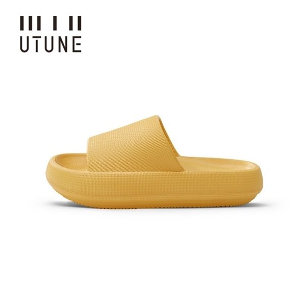 utune pillow slippers women super thick sole soft indoor platform shoes men bathroom home slides summer eva anti-slip sandals 211206, Black
utune pillow slippers women super thick sole soft indoor platform shoes men bathroom home slides summer eva anti-slip sandals 211206, Black