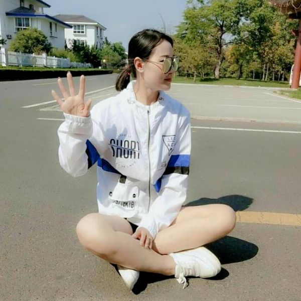 women's jackets 2021 autumn winter thin women windbreaker coat streetwear hip hop hooded jacket plus size student fashion casual, Black;brown
women's jackets 2021 autumn winter thin women windbreaker coat streetwear hip hop hooded jacket plus size student fashion casual, Black;brown