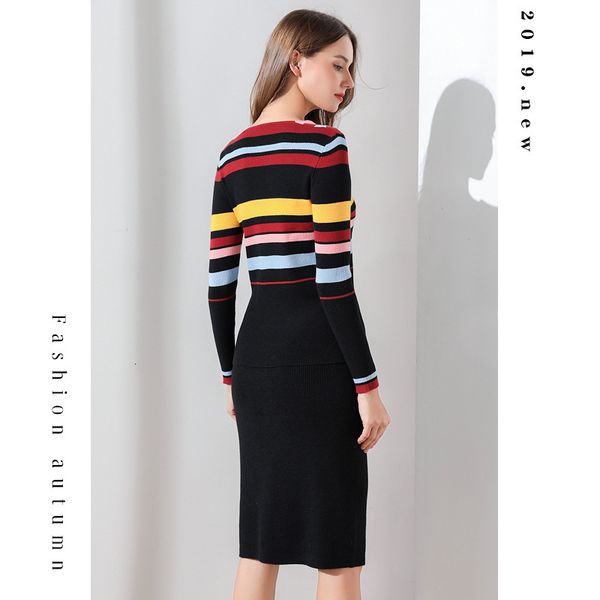 dress seqinyy set 2021 autumn winter fashion design colored stripes of women v neck knee bainha exit black knitted or crocheted, White
dress seqinyy set 2021 autumn winter fashion design colored stripes of women v neck knee bainha exit black knitted or crocheted, White