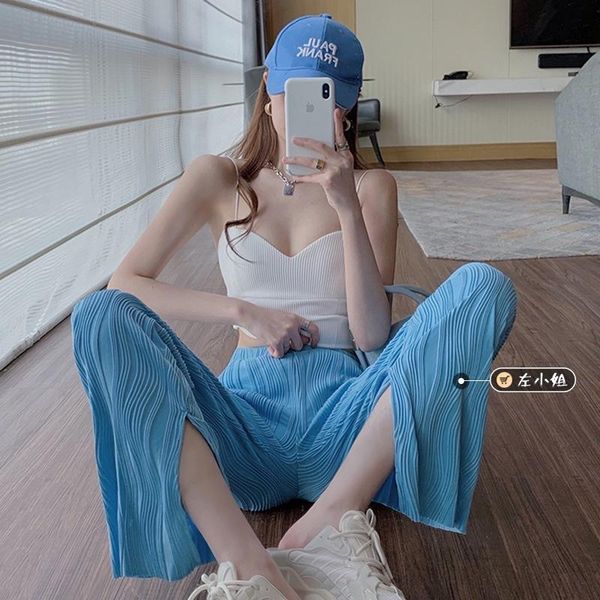 women's shorts spice girls wear suit women's summer 2021 small suspender vest loose hanging casual pants fashion two-piece set, White;black
women's shorts spice girls wear suit women's summer 2021 small suspender vest loose hanging casual pants fashion two-piece set, White;black