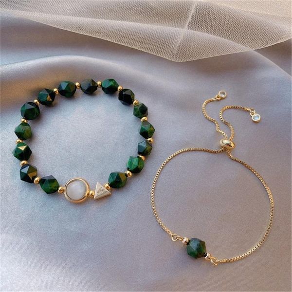 charm bracelets 2pcs/set adjustable light luxury green gem stone bracelet female korean version simple personality niche design, Golden;silver
charm bracelets 2pcs/set adjustable light luxury green gem stone bracelet female korean version simple personality niche design, Golden;silver