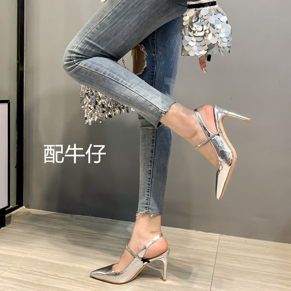 sandals women's stiletto heel pointed shoes spring 2021 mid-heeled single versatile banquet dress large size sandals se, Black
sandals women's stiletto heel pointed shoes spring 2021 mid-heeled single versatile banquet dress large size sandals se, Black