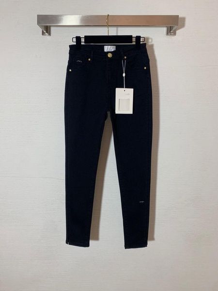 the gold metal buckle embroidered trouser side slit design stretch mid-waist denim pants women's jeans, Blue
the gold metal buckle embroidered trouser side slit design stretch mid-waist denim pants women's jeans, Blue