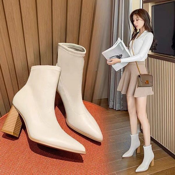 boots women's booties fall / winter 2021 high heeled pointed thick fashion middle tube, Black
boots women's booties fall / winter 2021 high heeled pointed thick fashion middle tube, Black