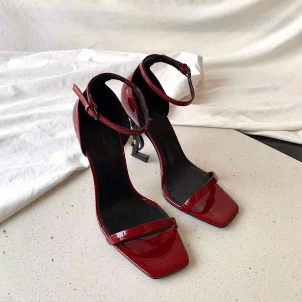 fashion black 2022 classic high-heeled sandals women must-have single shoes calf patent leather upper outsole height 9cm
fashion black 2022 classic high-heeled sandals women must-have single shoes calf patent leather upper outsole height 9cm