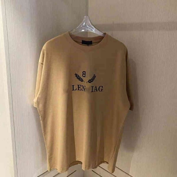 2022 factory wholesale new high version spring and summer fashion wheat print simple fresh leisure loose couple short sleeve, White
2022 factory wholesale new high version spring and summer fashion wheat print simple fresh leisure loose couple short sleeve, White