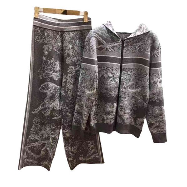 design clothing hooded drawstring jacquard zipper cardigan jacket + casual pants two piece set female 2021, White;black
design clothing hooded drawstring jacquard zipper cardigan jacket + casual pants two piece set female 2021, White;black