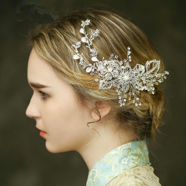 hair clips & barrettes bridal silver combs crystal rhinestone headwear wedding flower accessories head pieces for women tiaras, Golden;silver
hair clips & barrettes bridal silver combs crystal rhinestone headwear wedding flower accessories head pieces for women tiaras, Golden;silver