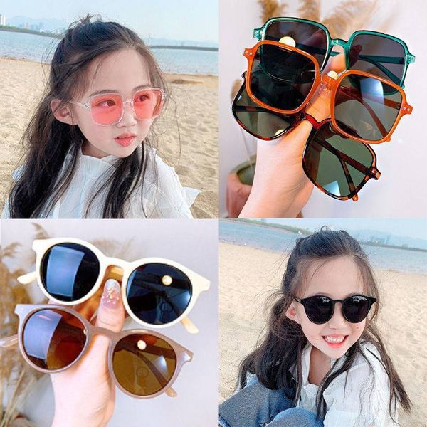 sunglasses fashion children's anti ultraviolet baby korean personality square boys and girls sunshade glasses, White;black
sunglasses fashion children's anti ultraviolet baby korean personality square boys and girls sunshade glasses, White;black