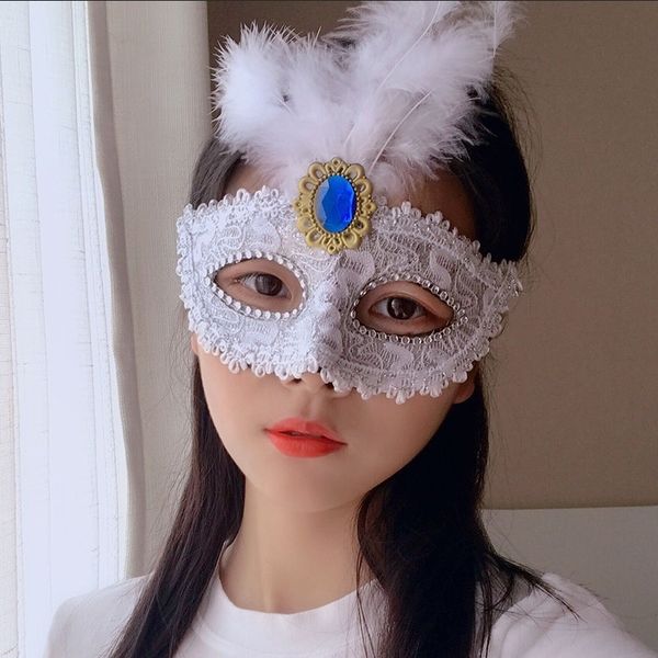 net red half face mask antique female chinese style makeup ball lace fun eye mask halloween children
net red half face mask antique female chinese style makeup ball lace fun eye mask halloween children