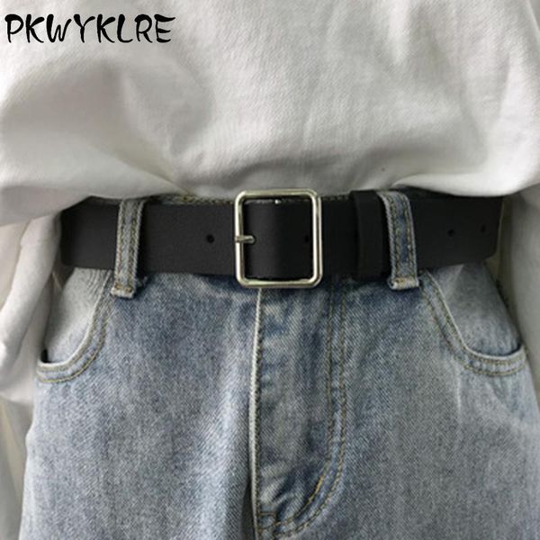 belts 2021 ceinture en cuir pour femmes, avec boucle car, noir, chic, luxury belt, Black;brown
belts 2021 ceinture en cuir pour femmes, avec boucle car, noir, chic, luxury belt, Black;brown