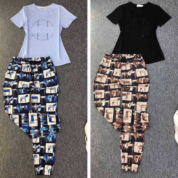 2022 factory wholesale new wind pure cotton casual sportswear set women's summer fashion two-piece set large size fashion, Gray
2022 factory wholesale new wind pure cotton casual sportswear set women's summer fashion two-piece set large size fashion, Gray
