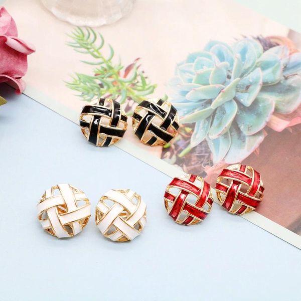 earring red black white round hollowout simple enamel trendy party female stud, Golden;silver
earring red black white round hollowout simple enamel trendy party female stud, Golden;silver