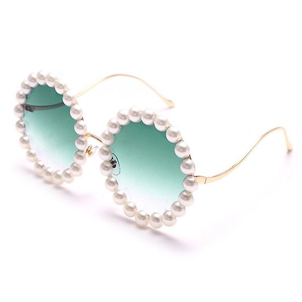 sunglasses handmade pearl personality posing anti-uv400 female mirror for women, White;black
sunglasses handmade pearl personality posing anti-uv400 female mirror for women, White;black