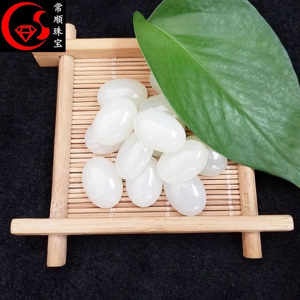 natural hetian jade pendant inlaid aaa egg shaped ring surface bare stone 12 * 16mm grade i white
natural hetian jade pendant inlaid aaa egg shaped ring surface bare stone 12 * 16mm grade i white