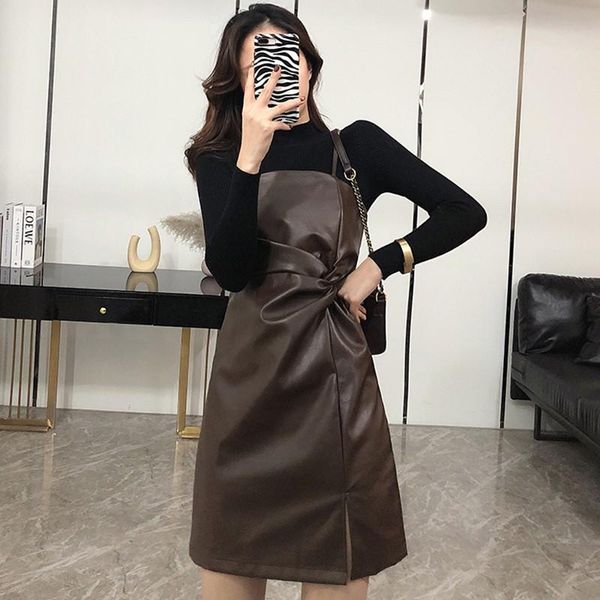 winter clothing women high-necked long sleeve slim knitted sweater+condole belt side split pu leather dress two piece set women's track, Gray
winter clothing women high-necked long sleeve slim knitted sweater+condole belt side split pu leather dress two piece set women's track, Gray