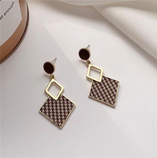 fashion and contracted irregular earrings sweet geometric stud women jewelry accessories, Golden;silver
fashion and contracted irregular earrings sweet geometric stud women jewelry accessories, Golden;silver
