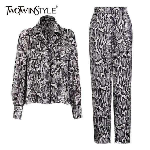 twotwinstyle print casual two piece set for women lapel long sleeve shirt high waist straight pants female sets spring 210925, White
twotwinstyle print casual two piece set for women lapel long sleeve shirt high waist straight pants female sets spring 210925, White