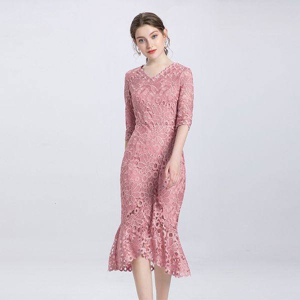 dress and high-end size ladies in fine temperament hip fishtail sack mid-sleeve disc dressed flower, Black;gray
dress and high-end size ladies in fine temperament hip fishtail sack mid-sleeve disc dressed flower, Black;gray