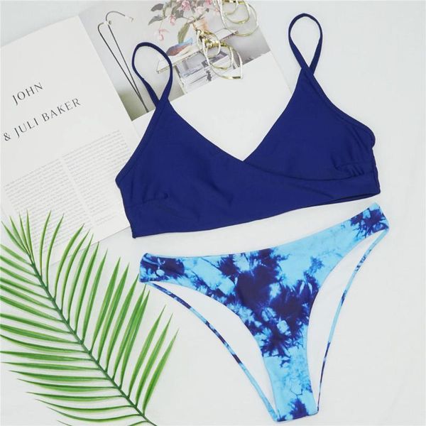 tie dye mid waist bikini female swimsuit women swimwear two-pieces set ink printed bather bathing suit swim y2421 women's, White;black
tie dye mid waist bikini female swimsuit women swimwear two-pieces set ink printed bather bathing suit swim y2421 women's, White;black
