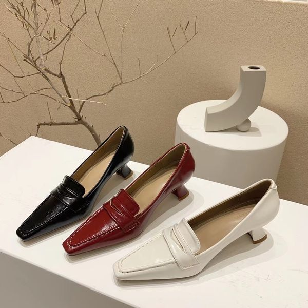 dress shoes small square toe women pumps shallow slip on thick mid heels wine red/black/white mules retro style fashion size 35-39
dress shoes small square toe women pumps shallow slip on thick mid heels wine red/black/white mules retro style fashion size 35-39
