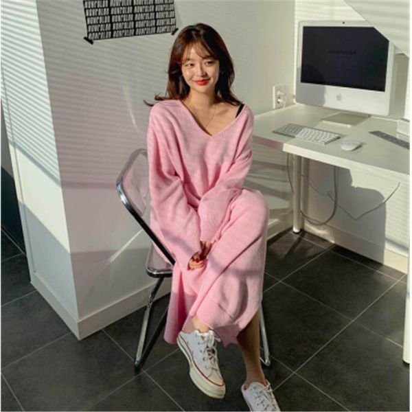 casual dresses women sweater dress korean style deep v-neck solid long sleeve loose vestidos side split knit robe largo winter clothes, Black;gray
casual dresses women sweater dress korean style deep v-neck solid long sleeve loose vestidos side split knit robe largo winter clothes, Black;gray