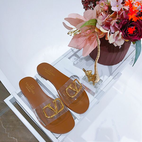 2021 designer luxurys slippers women sandals fashion beach shoes flip flops flat non-slip classical hole slipper with box size 35-41 -g0575, Black
2021 designer luxurys slippers women sandals fashion beach shoes flip flops flat non-slip classical hole slipper with box size 35-41 -g0575, Black