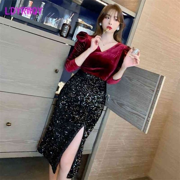 retro sequins spring waist stitching velvet split dress women office lady sheath zippers knee-length 210416, Black;gray
retro sequins spring waist stitching velvet split dress women office lady sheath zippers knee-length 210416, Black;gray