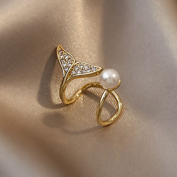 it's coming ear-hole ear clips - fishtail pearl ear bone clip temperamental ear nail women simple earrings luxurys designers jewelry, Silver
it's coming ear-hole ear clips - fishtail pearl ear bone clip temperamental ear nail women simple earrings luxurys designers jewelry, Silver