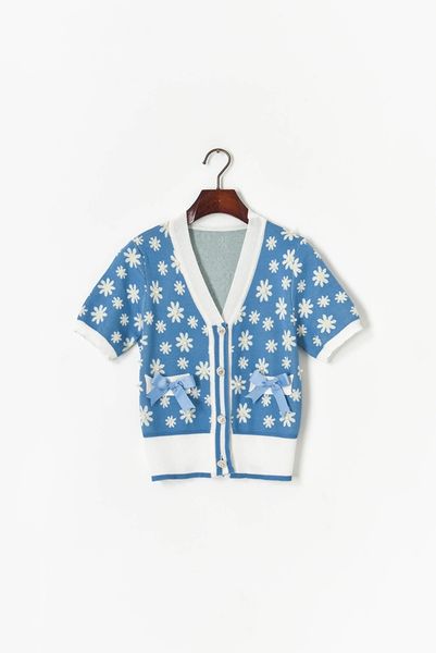 321 2021 runway spring brand same style sweater short sleeve v neck fashion blue cardigan clothes womens mingzhi, White;black
321 2021 runway spring brand same style sweater short sleeve v neck fashion blue cardigan clothes womens mingzhi, White;black