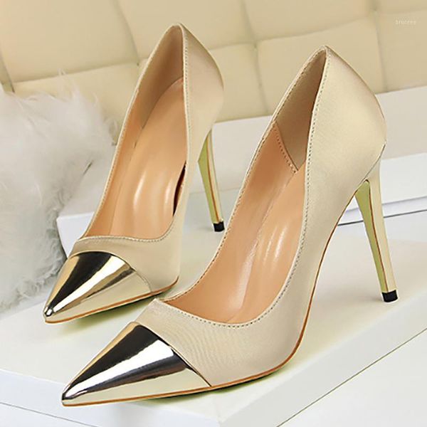 dress shoes 2021 fashion simple high-heeled shallow mouth silk satin stitching pointed nightclub was thin in winter style1, Black
dress shoes 2021 fashion simple high-heeled shallow mouth silk satin stitching pointed nightclub was thin in winter style1, Black