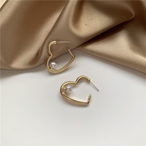 korean needle s925 geometric silver love pearl earrings temperament sweet girl earrings net red simple and versatile, Golden;silver
korean needle s925 geometric silver love pearl earrings temperament sweet girl earrings net red simple and versatile, Golden;silver