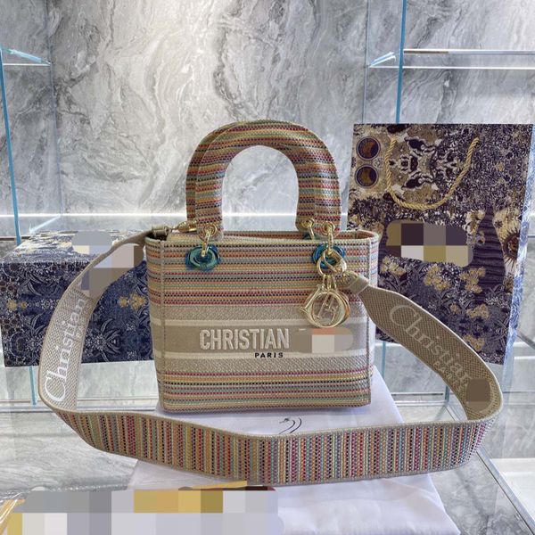 luxury handbags and storage bags christian 2021 new diana bag hand messenger embroidered letter jacquard
luxury handbags and storage bags christian 2021 new diana bag hand messenger embroidered letter jacquard