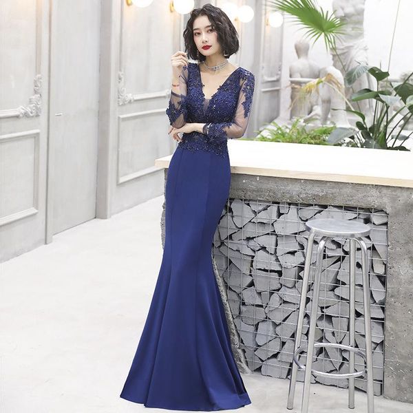 ethnic clothing perspective long sleeve banquet qipao exquisite floral appliques lady cheongsam temperament backless beading dress gown, Red
ethnic clothing perspective long sleeve banquet qipao exquisite floral appliques lady cheongsam temperament backless beading dress gown, Red