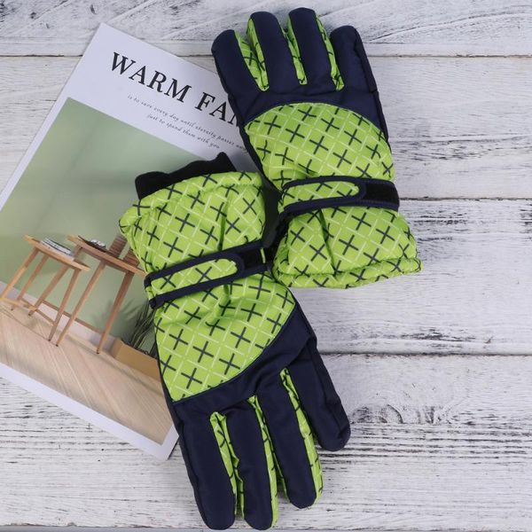 ski gloves 1 set outdoor riding windproof fleece warm sport full finger glove(green)
ski gloves 1 set outdoor riding windproof fleece warm sport full finger glove(green)