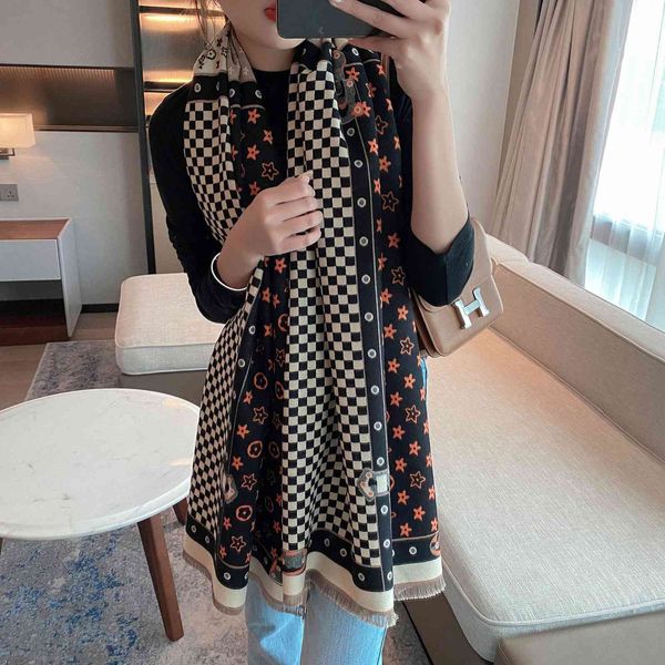 70% off design versatile tassel women's warm 2021 autumn and new imitation cashmere decorative air conditioning shawl long scarf, Blue;gray 
70% off design versatile tassel women's warm 2021 autumn and new imitation cashmere decorative air conditioning shawl long scarf, Blue;gray