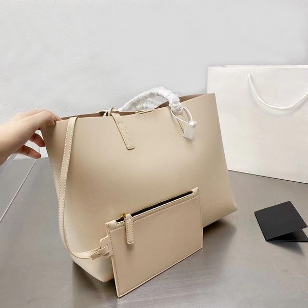 classic retro 2021 new designer shopping bag pu leather ladies handbag fashion letter pattern three-in-one women's shoulder bag
classic retro 2021 new designer shopping bag pu leather ladies handbag fashion letter pattern three-in-one women's shoulder bag