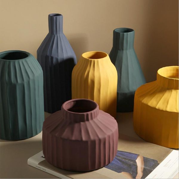 vases nordic simple vase ceramic creative modern luxury art crafts living room deskdecoration jarrones home decor da60hp
vases nordic simple vase ceramic creative modern luxury art crafts living room deskdecoration jarrones home decor da60hp