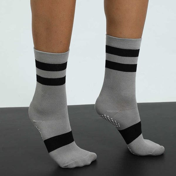 thicken warm men women high long socks plush solid room yogo sock woman female elastic floor sockings slipper for gym, Black;white
thicken warm men women high long socks plush solid room yogo sock woman female elastic floor sockings slipper for gym, Black;white