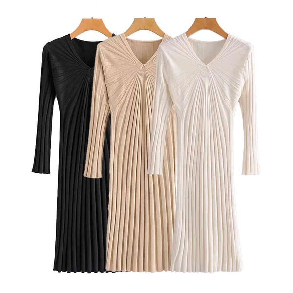 dresses autumn winter women knit textured v-neck long sleeves midi elastic casual elegant female es, Black;gray
dresses autumn winter women knit textured v-neck long sleeves midi elastic casual elegant female es, Black;gray