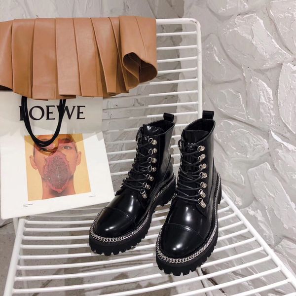 black polish leather motor ankle combat boots chain-link accents boot round toe lace-up buckle martin booties luxury designers brand shoes f
black polish leather motor ankle combat boots chain-link accents boot round toe lace-up buckle martin booties luxury designers brand shoes f