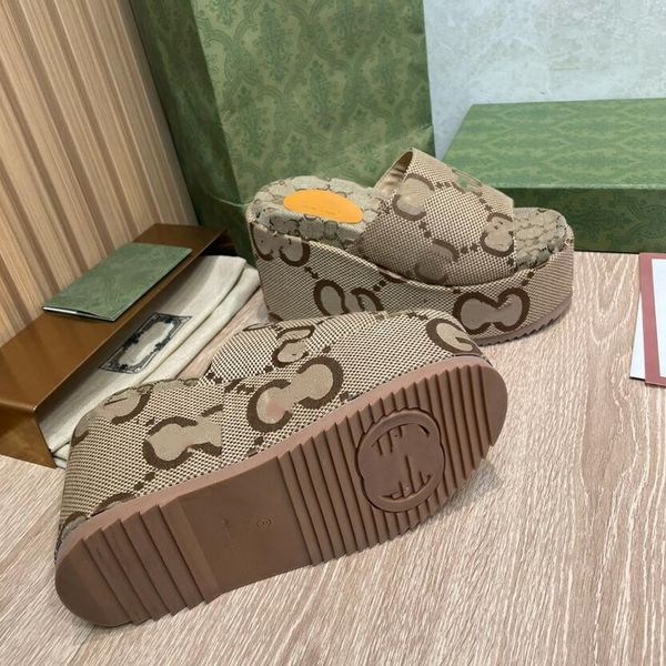 luxury slippers crystal sandals flat slides high heels slipper summer beach thick bottom stuffies platform alphabet shoes 35-41, Black
luxury slippers crystal sandals flat slides high heels slipper summer beach thick bottom stuffies platform alphabet shoes 35-41, Black