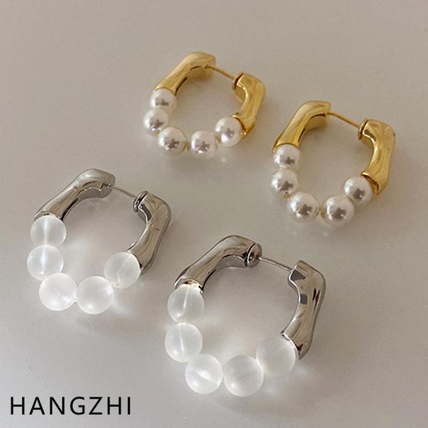 hoop & huggie hangzhi 2021 french crystal imitation pearl metal splicing beads u-shaped earrings for fashion women girl party jewelry, Golden;silver
hoop & huggie hangzhi 2021 french crystal imitation pearl metal splicing beads u-shaped earrings for fashion women girl party jewelry, Golden;silver