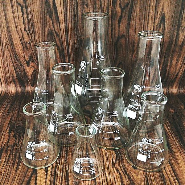 50ml to 2000ml erlenmeyer borosilicate glass flask wide neck conical triangular laboratory equipment, lab supplies
50ml to 2000ml erlenmeyer borosilicate glass flask wide neck conical triangular laboratory equipment, lab supplies