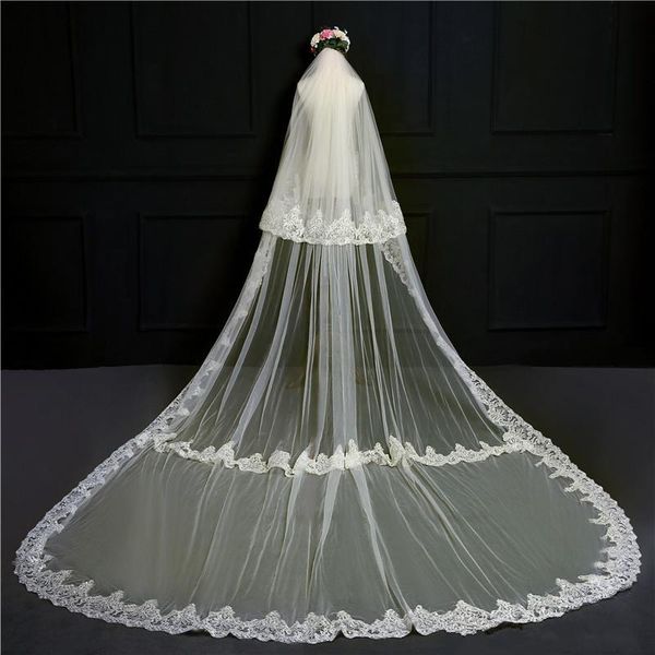 bridal veils charming champagne/ivory 3.5 meters long train applique edge wedding accessories, Black
bridal veils charming champagne/ivory 3.5 meters long train applique edge wedding accessories, Black