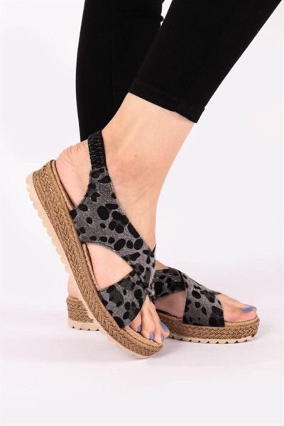 sandals women gray leopard print cross detailed, Black
sandals women gray leopard print cross detailed, Black